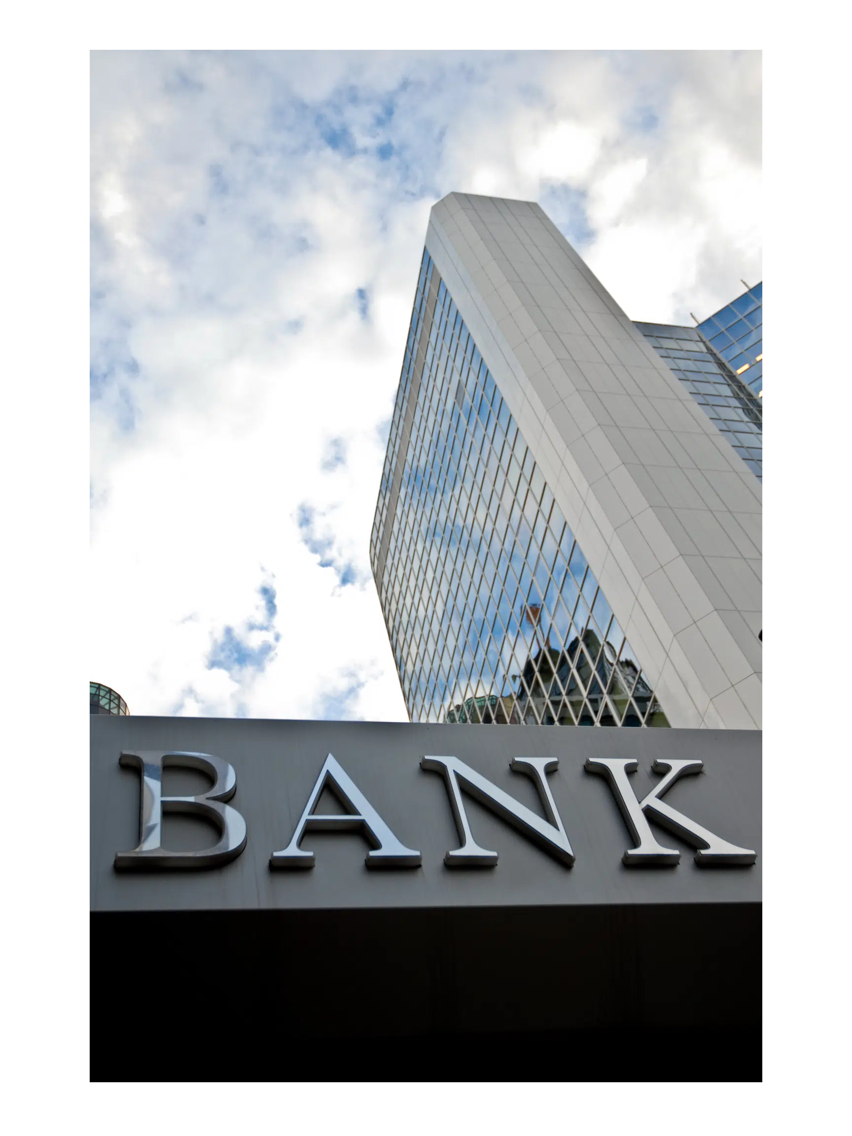 a picture of a bank building against the skyline.